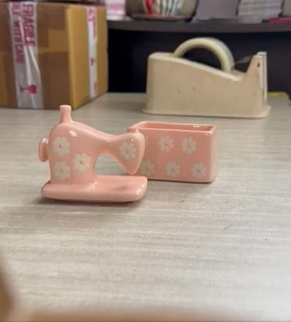Handmade Kawaii Miniature Dollhouse Pink Ceramic Sewing Machine Trinket Box