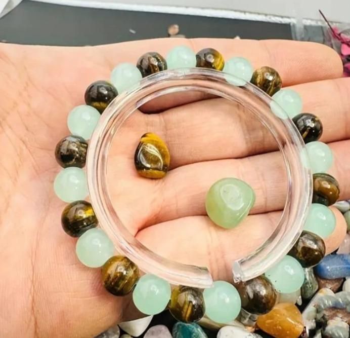 Natural Jade  Round Beads Bracelet (Pack Of 2)