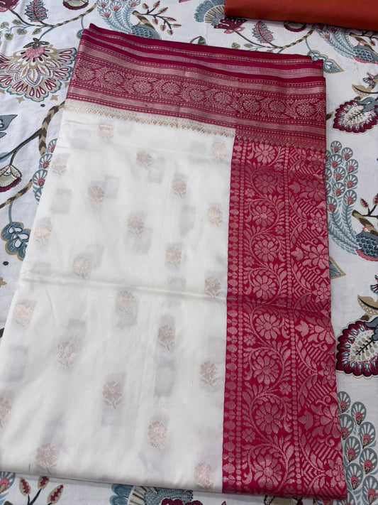 Drushti Elegant Ivory & Ruby Red Banarasi-Style Saree with Rich Zari Border