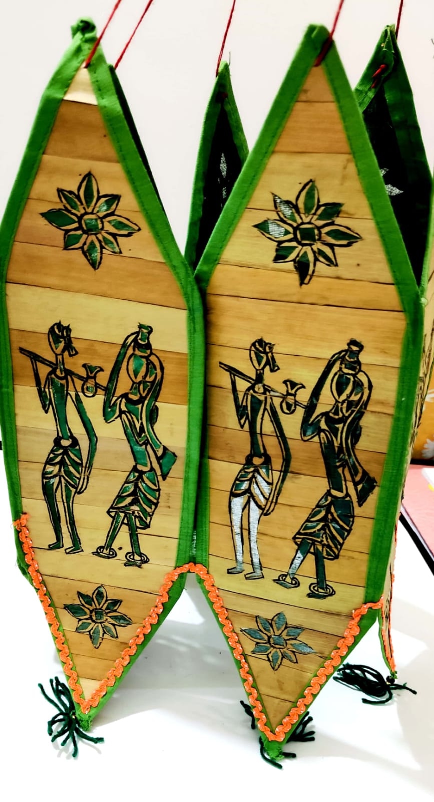 6-Sided Hand-Painted Palm Leaf Lantern – Traditional Odia Talapatra Art