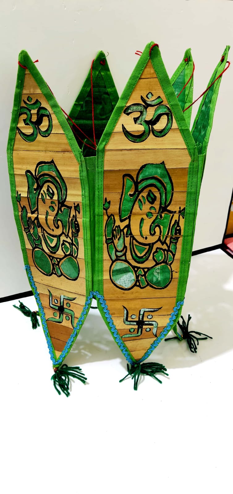 6-Sided Hand-Painted Palm Leaf Lantern – Traditional Odia Talapatra Art